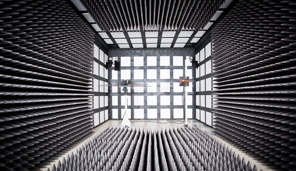 Fully Anechoic Chamber (FAR)