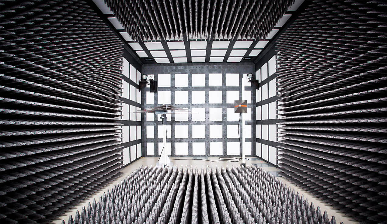 Fully Anechoic Chamber (FAR)